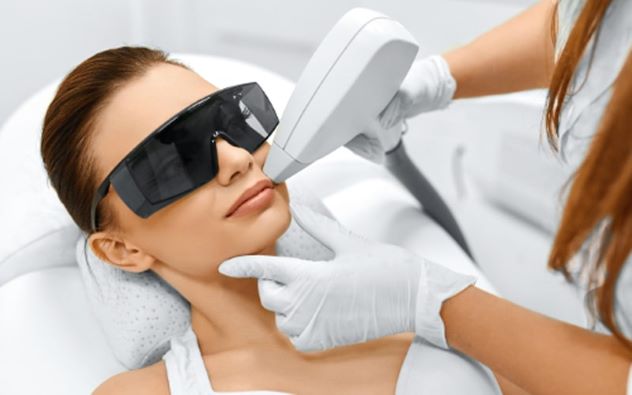 laser hair removal for face in Montreal